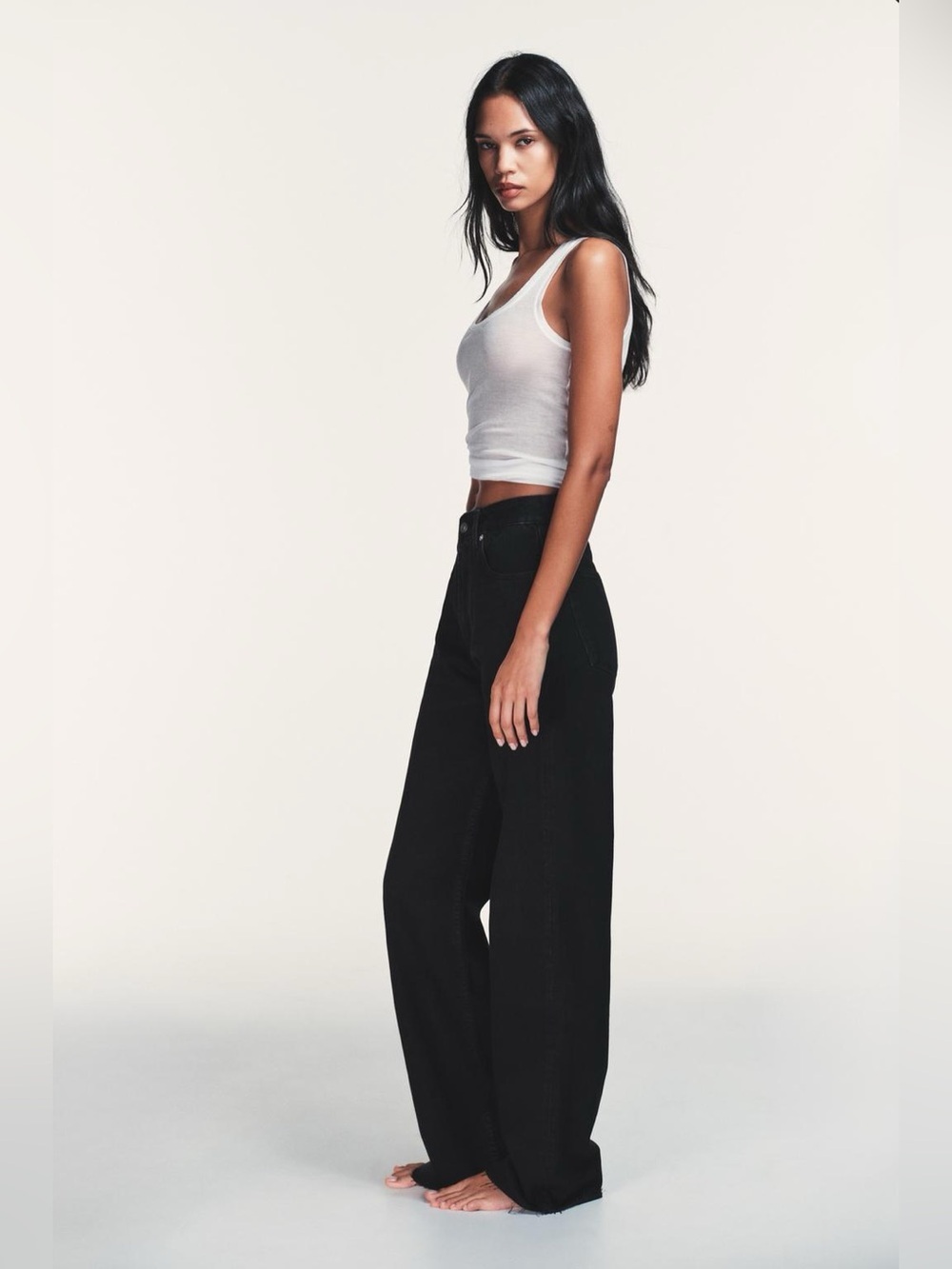 Zara Black Wide-Leg Distressed Hem Jeans 8 - Picture 3 of 12